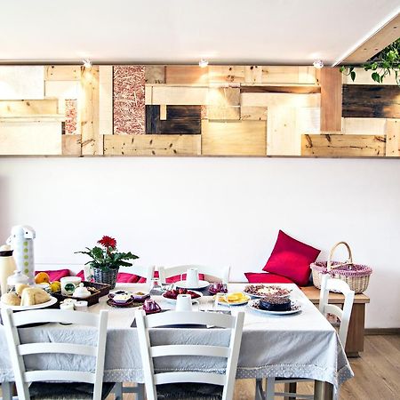 كالسرانيكا ال لاغو B&B Casa Sul Lago - Appartamenti المظهر الخارجي الصورة
