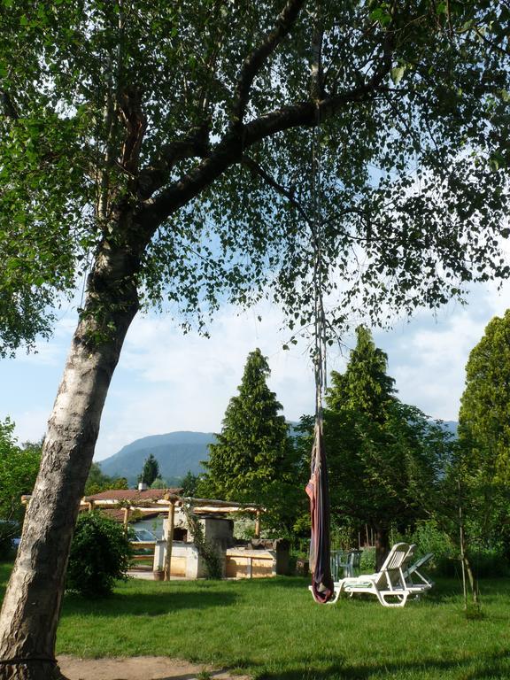 كالسرانيكا ال لاغو B&B Casa Sul Lago - Appartamenti المظهر الخارجي الصورة