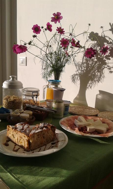 كالسرانيكا ال لاغو B&B Casa Sul Lago - Appartamenti المظهر الخارجي الصورة